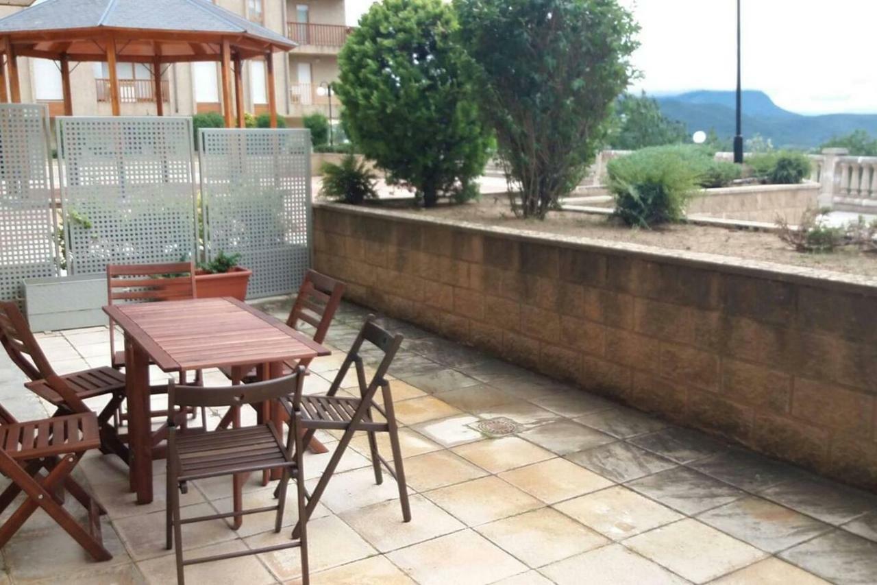Apartamento nuevo céntrico en jaca Extérieur photo